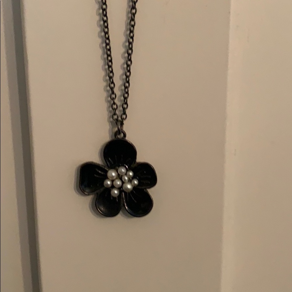 Flower necklace